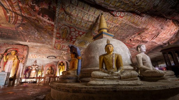 Inside the Dambulla cave temple